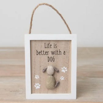 🐾 Houten Hangbord &ndash; &ldquo;Life is Better with a Dog&rdquo;