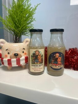 Country Roots Petfoods - Bone Broth Cranberry Ranch Beef uit NL/ Bottenbuillon - 215ml